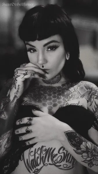@hausovhellflower