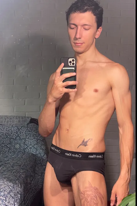 @hesitantlyvers