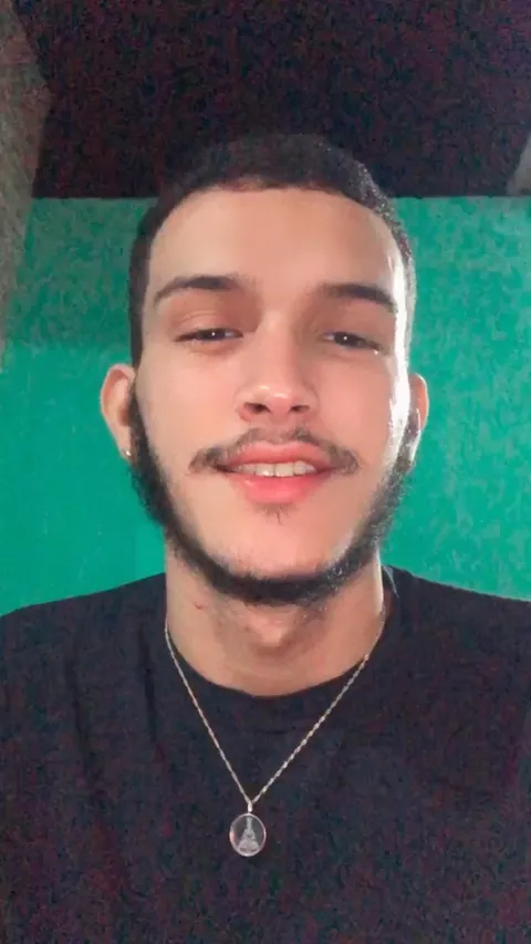 @heyhiiago