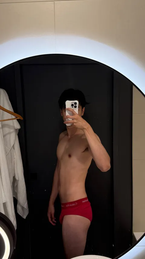 @hiddenditto