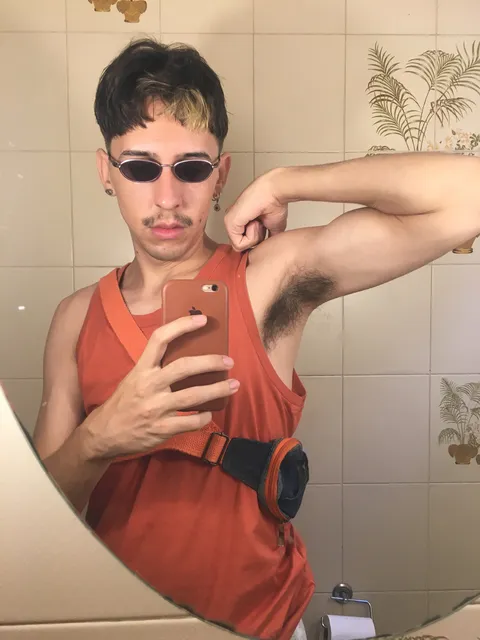 @hmmmtwink