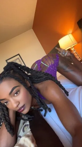 @honeyyymarie