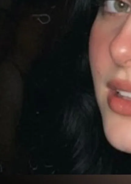 @hoodgirlll