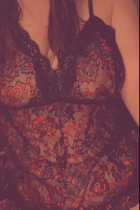 @hotwifeallie0920