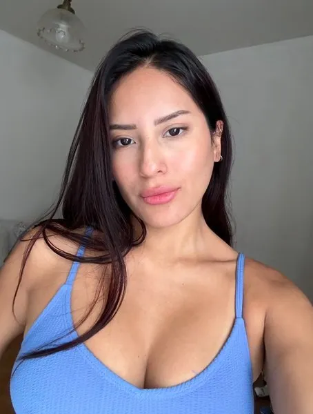 @iambellasex