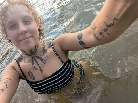 @ilovetayterz