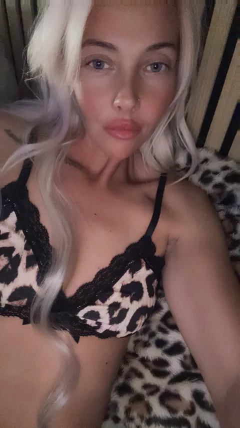 @itsmissmisty