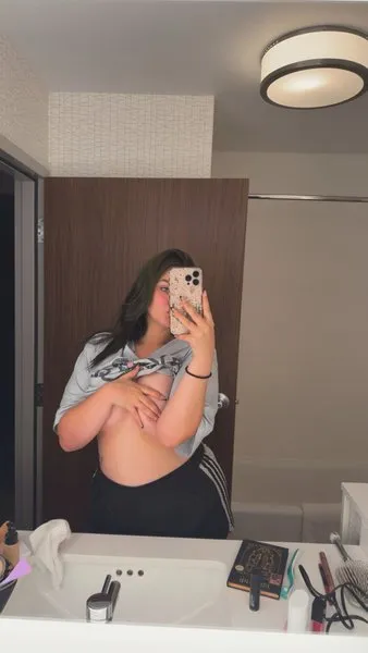 @itsonlyalexisss