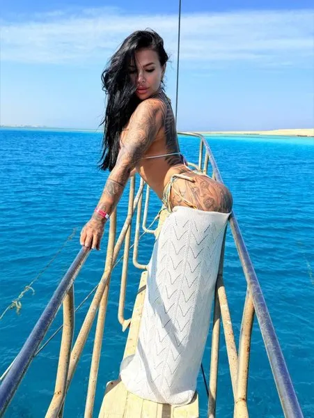 @iuhasalexandra_free