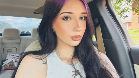 @jennyswrldd