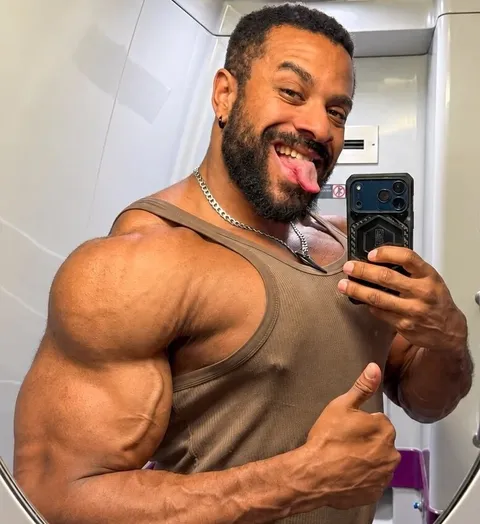 @jericho_james