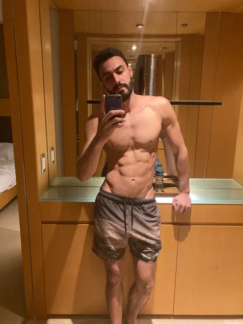 @julian.30