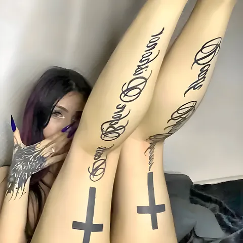 @justevaxo