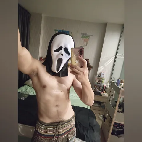 @kaijuxgojira