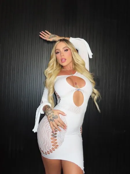 @kaliroses