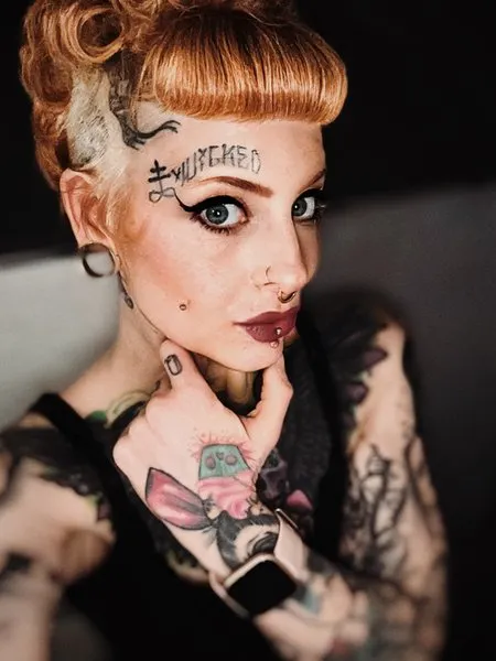 @karavoneternia
