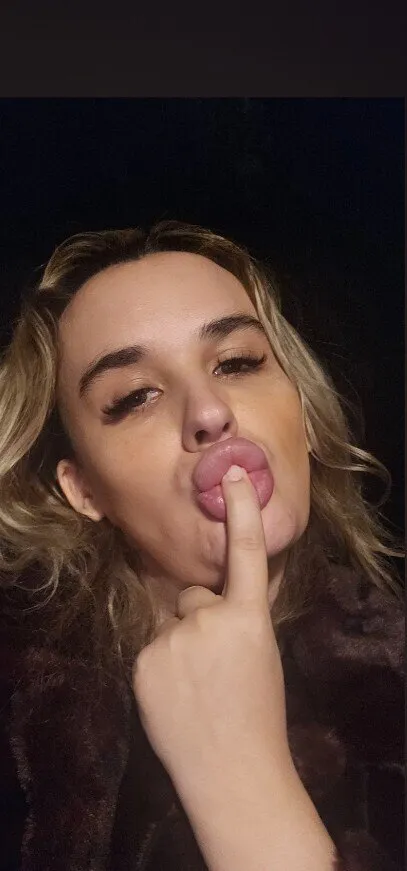 @katieloveland