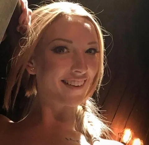@katykissvip