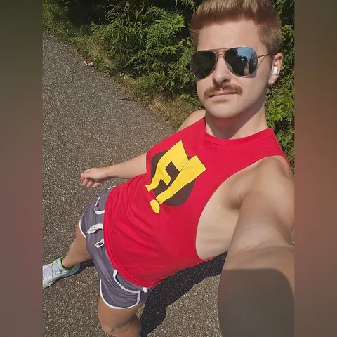 @kbwfoxy