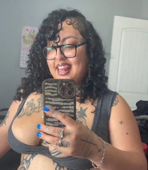 @kelynthi
