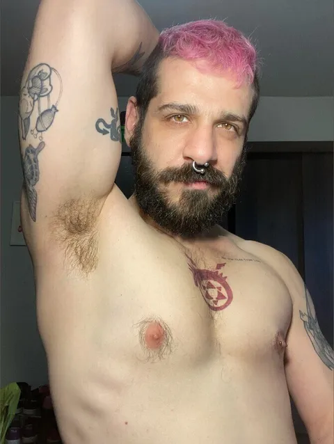 @kinky_chaser