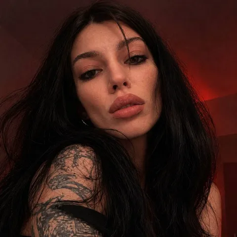 @kira_ink