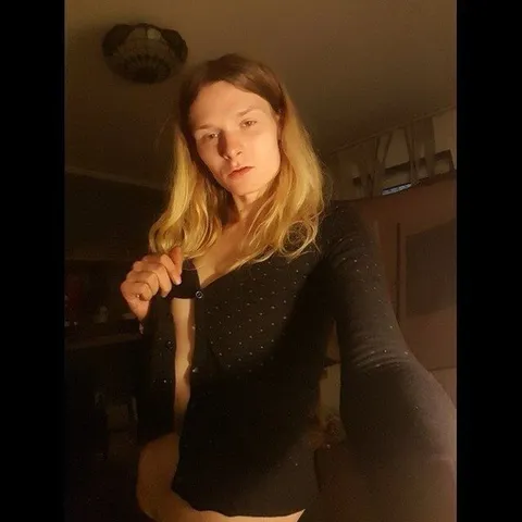 @kittyemz