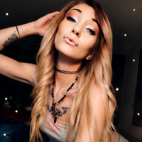 @kushiekitten