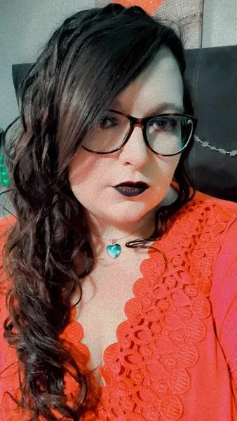 @ladybrads