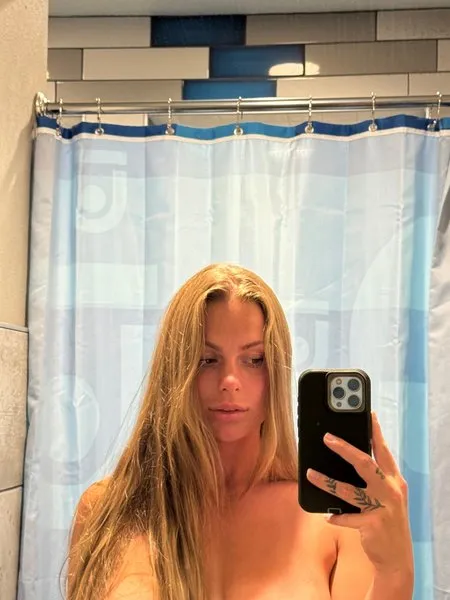 @lanaroosje