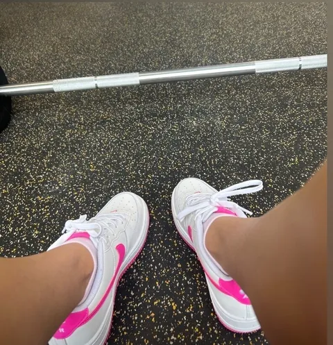 @lauegauths3