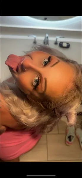 @leathernlovelace