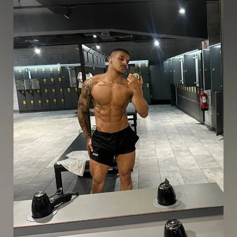 @lenissonbleno