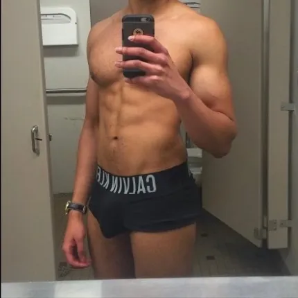 @levistrongvip