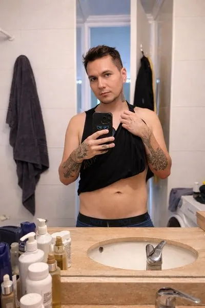 @lewismclife