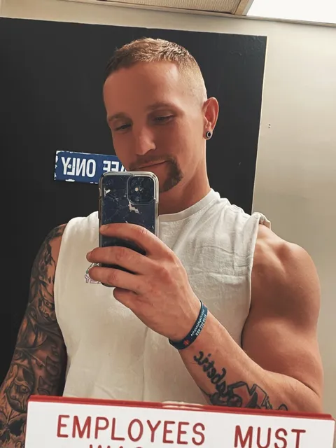 @liamh094