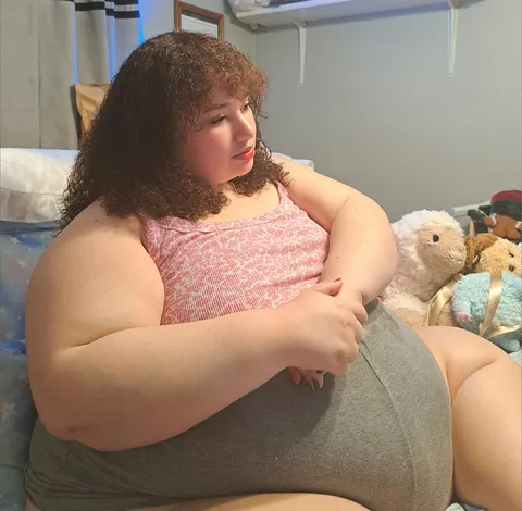 @lilcowzia