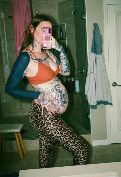 @lilhoneybeez