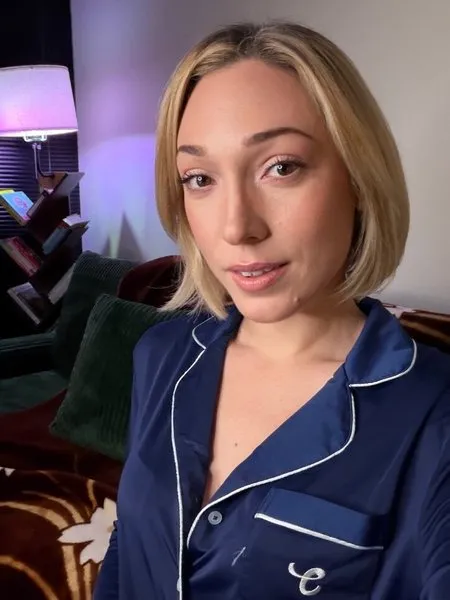 @lilylabeau
