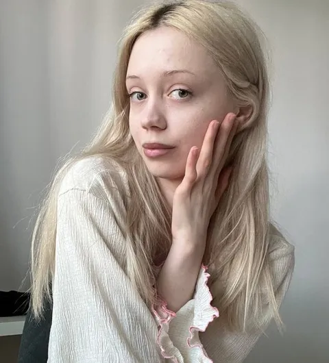 @linasanders.prvt