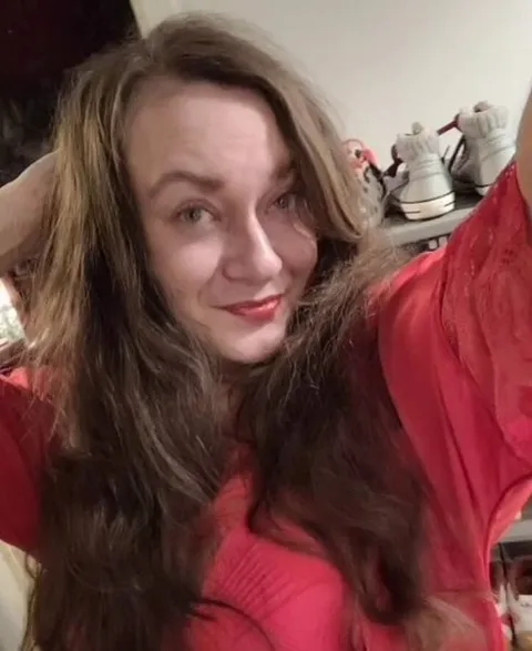@linseyfin