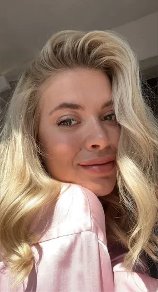 @lovelylifeoflola