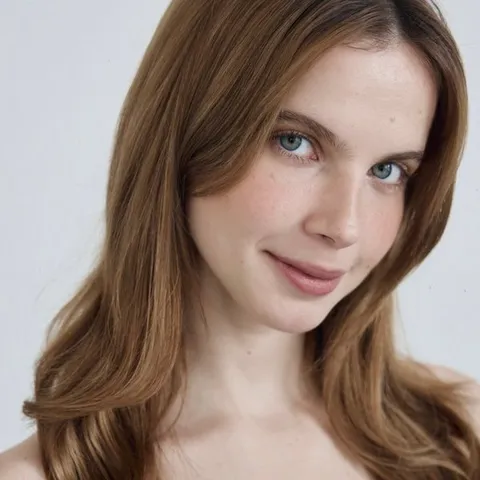 @lovelysofie