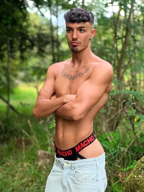 @luke.santana