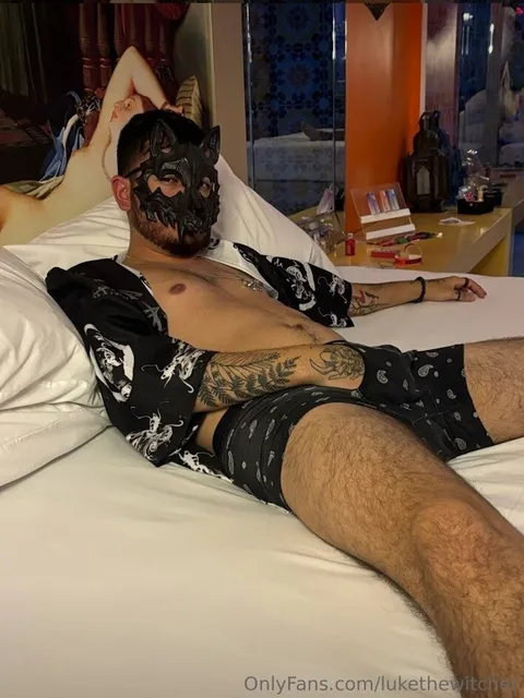 @lukethewitcher