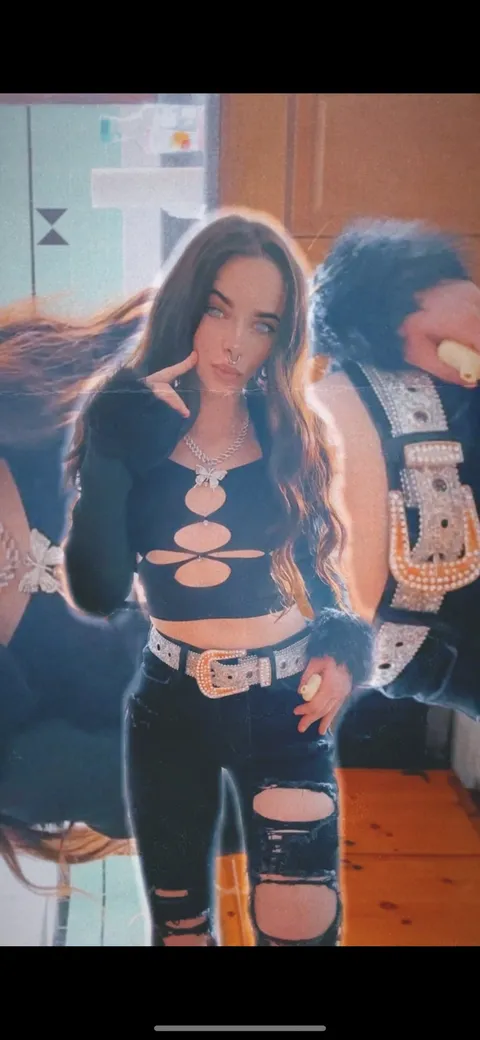 @lunalustorious