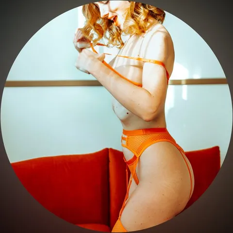 @lunarobbie