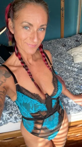 @lunaveeaw