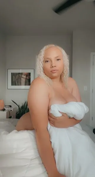 @maeseraphine