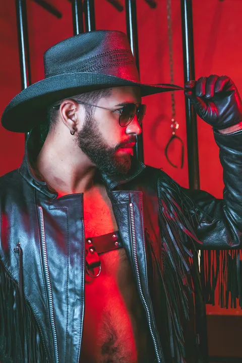 @markinleather